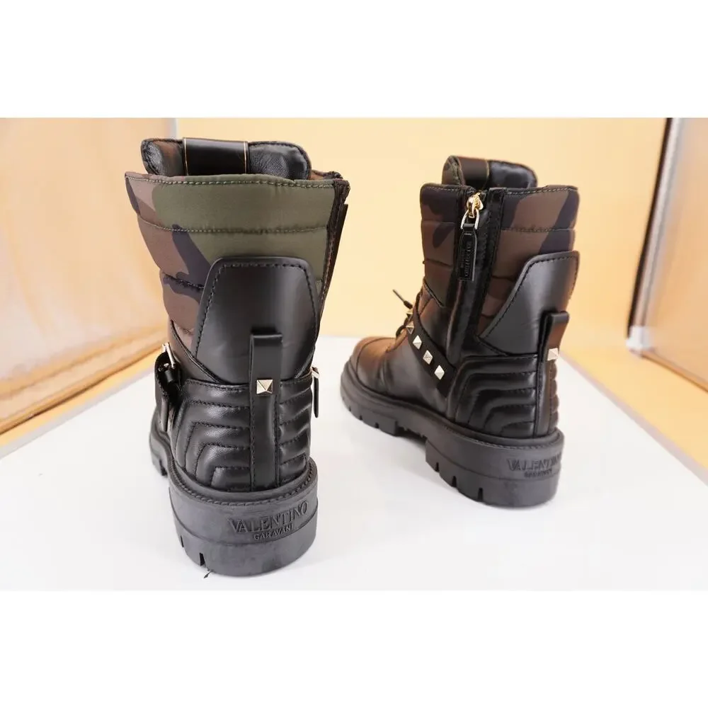 Valentino rockstud combat